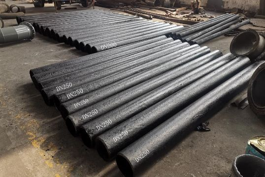 化工廠稀土合金耐磨管選型指南：避開8大坑，選對管少花50萬