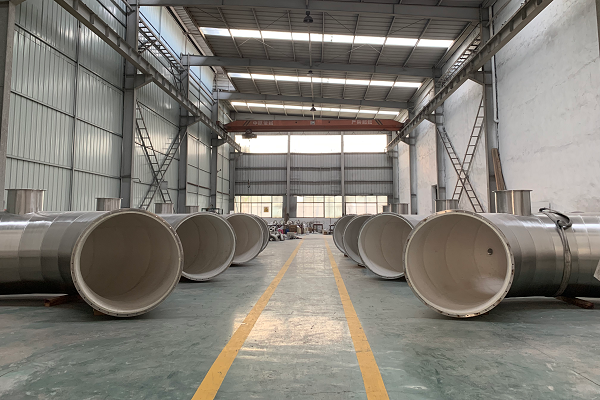 粉碎鋰電池的內襯貼片管道