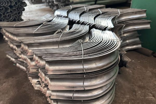 如何選擇鍋爐防磨瓦